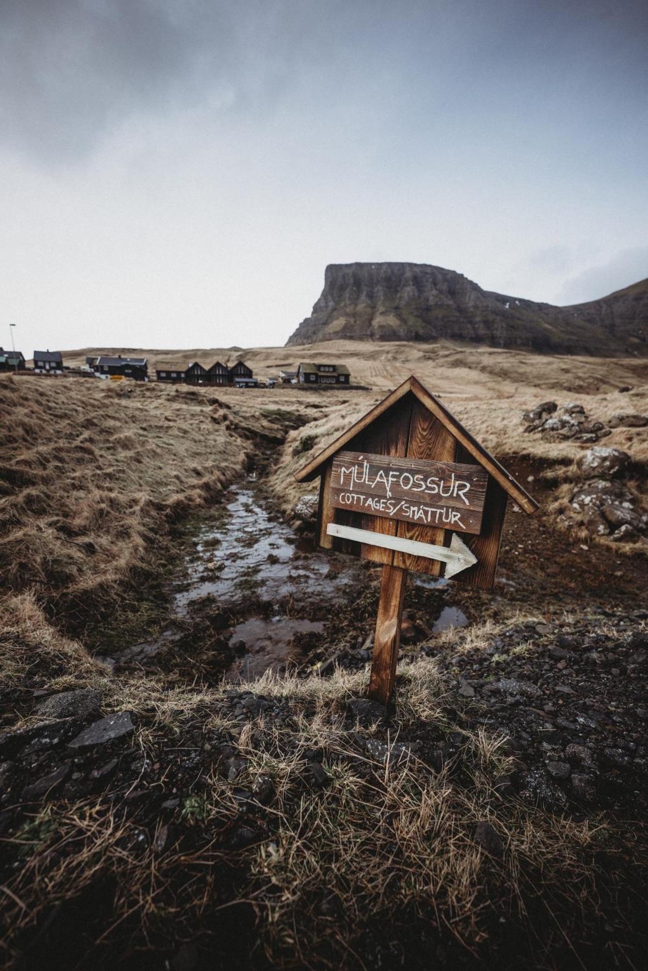 Mulafossur Cottages By Famous Waterfall In Gasadalur المظهر الخارجي الصورة