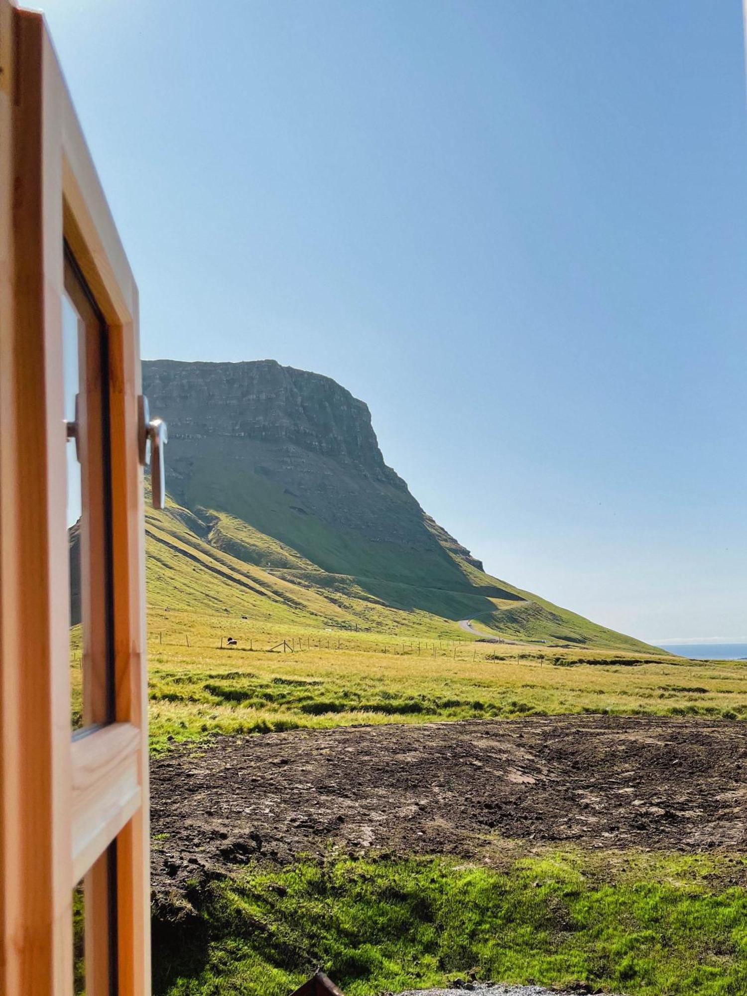 Mulafossur Cottages By Famous Waterfall In Gasadalur المظهر الخارجي الصورة